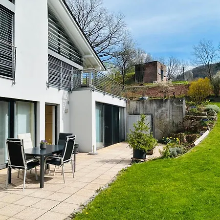 An Der Kapelle Annweiler am Trifels